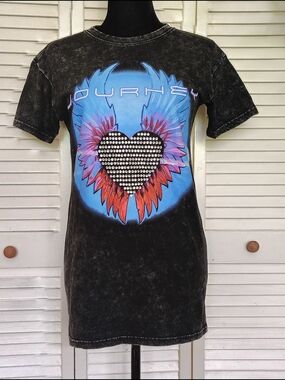 Journey Black Acid-Wash Graphic Tee with Studded Heart Size S – Like New